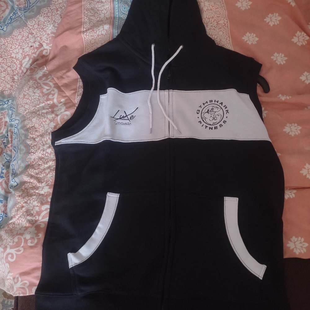 Gym shark vest